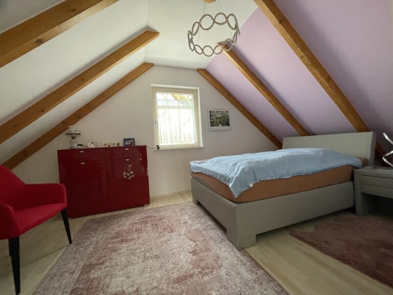 Schlafzimmer OG