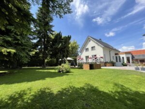 Ansicht Garten - Haus