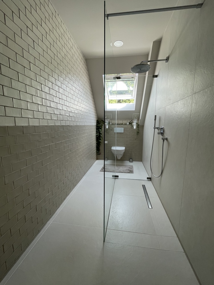 Dusche OG