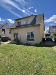 Hausansicht vom Garten