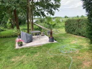 Blick zum Bootssteg
